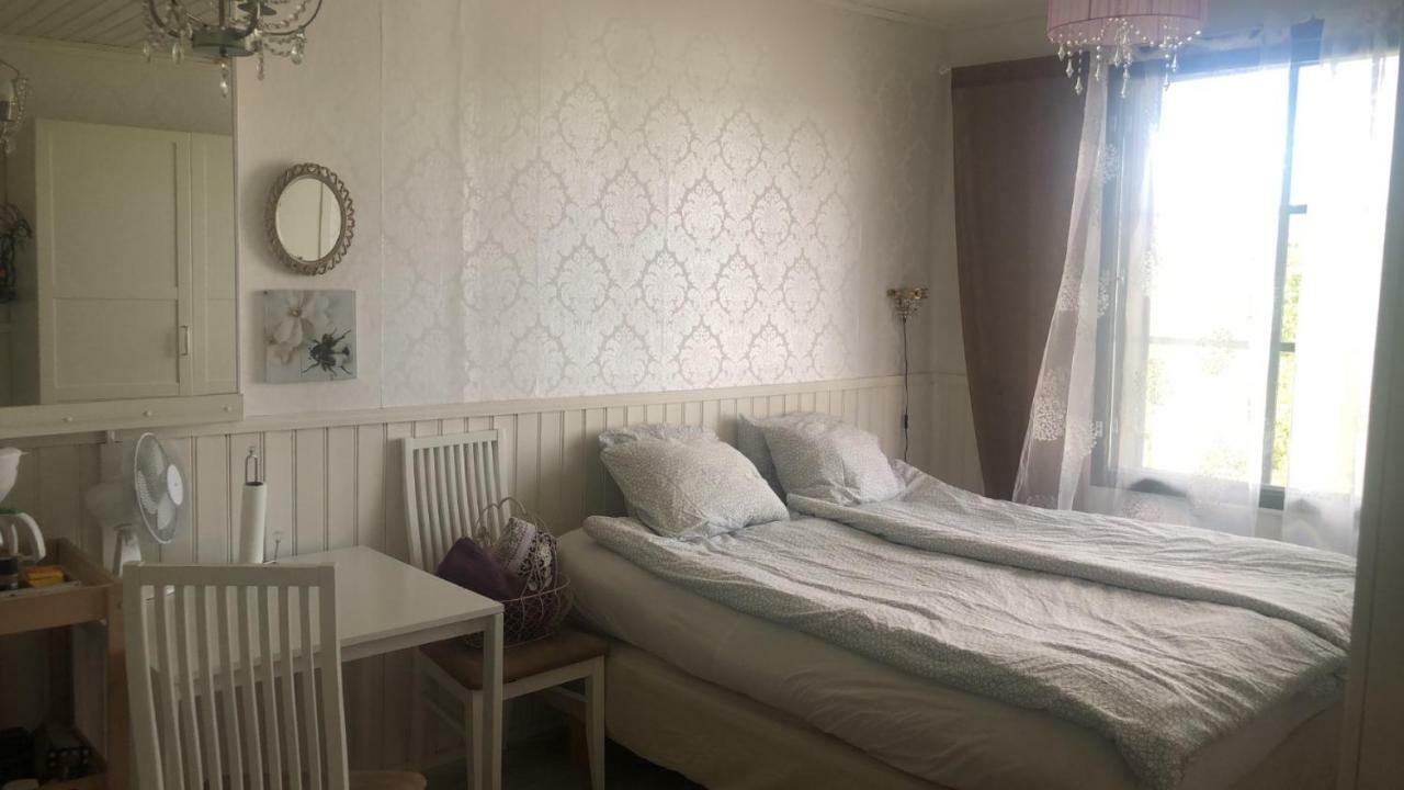 Ferienwohnung Puutaloasunto 1.8 Km Turun Aurajoelta Turku Exterior foto